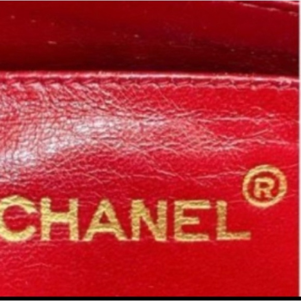 Chanel (Rare-vintage) Red Lambskin Matelasse Chain Shoulder Bag - AB condition - Picture 9 of 9